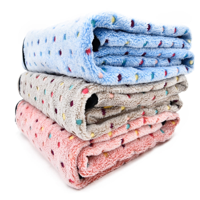 Fleece Pet Blanket With Polka Dot Design